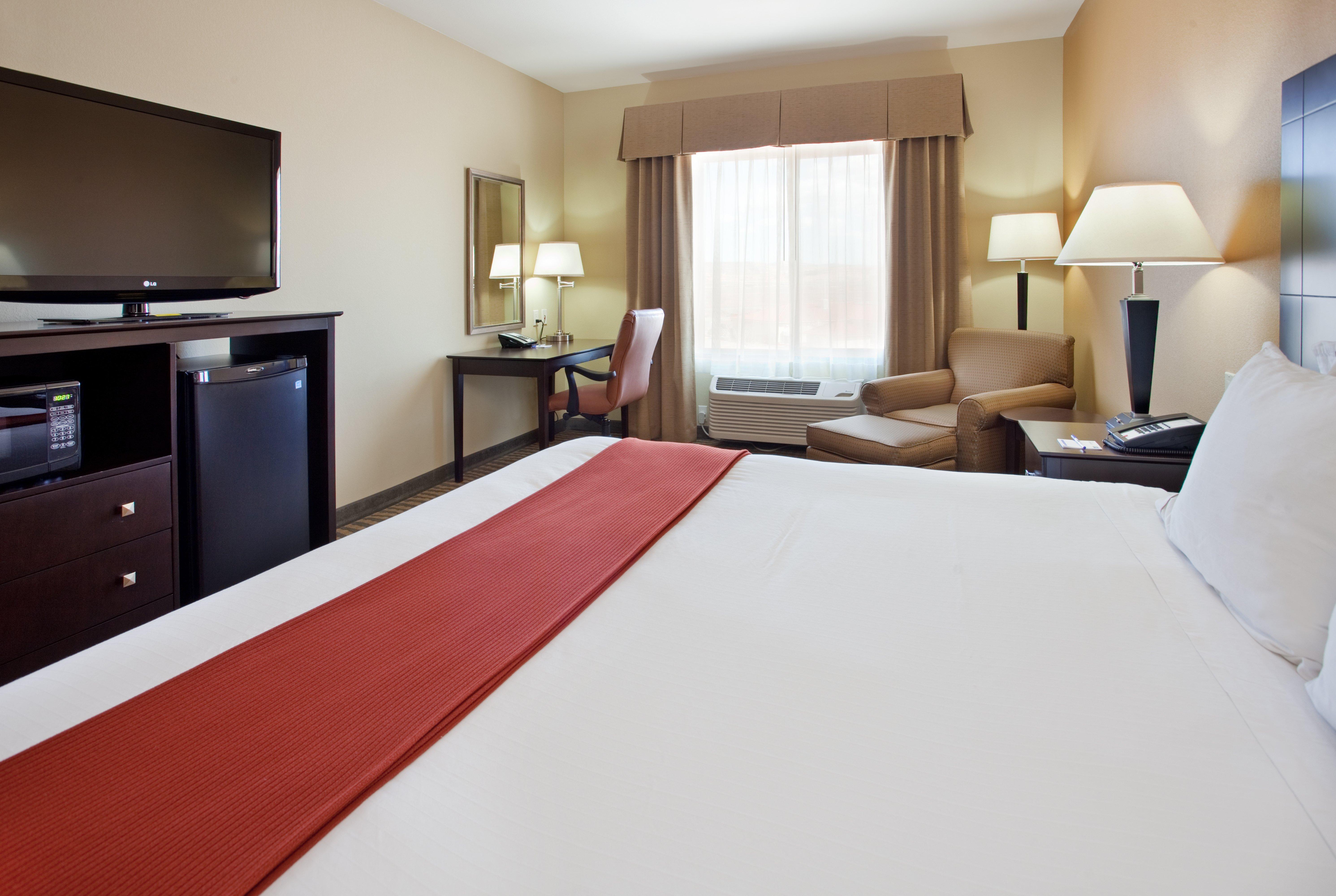Holiday Inn Express & Suites Gallup East By Ihg Экстерьер фото