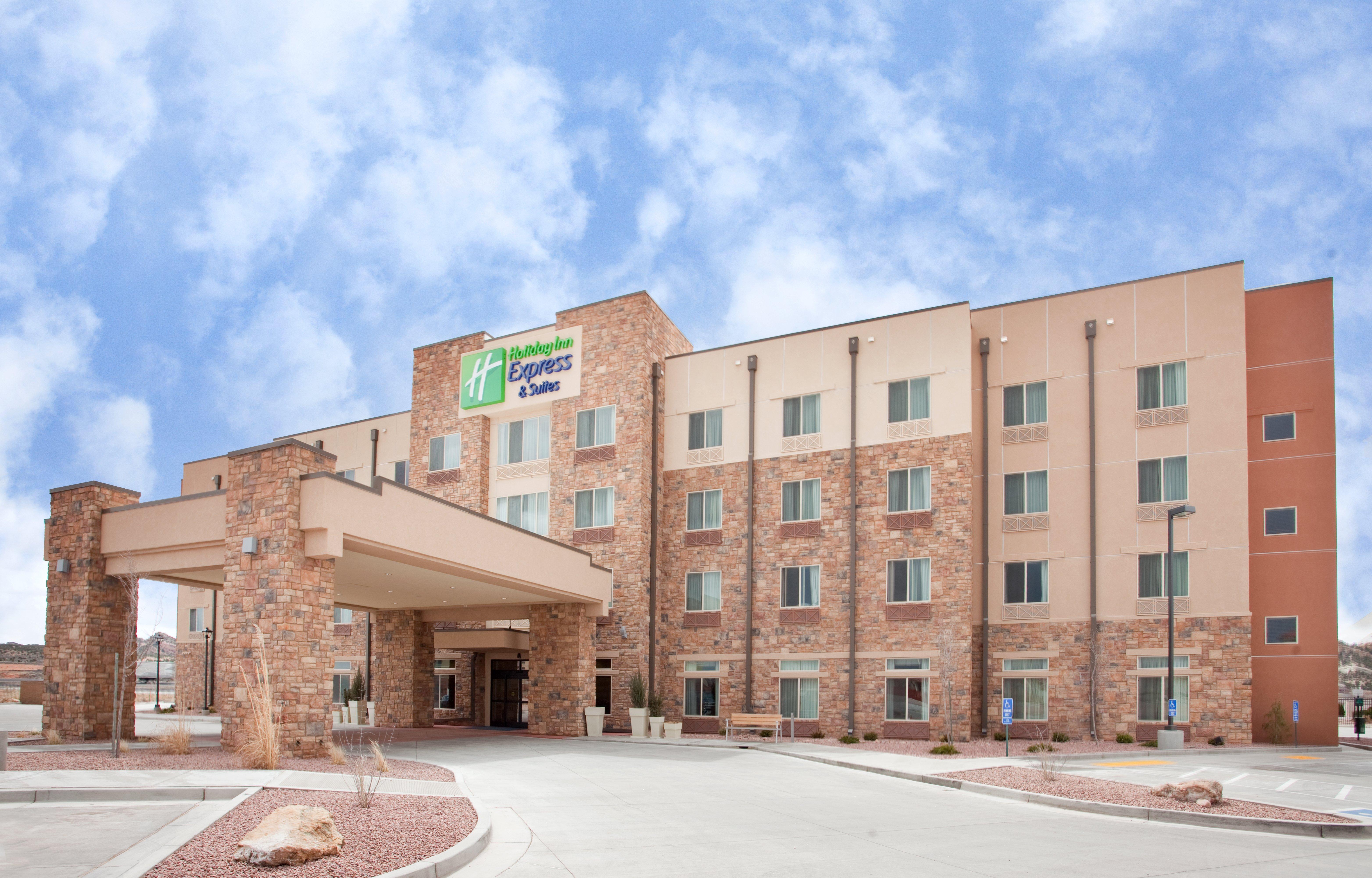 Holiday Inn Express & Suites Gallup East By Ihg Экстерьер фото