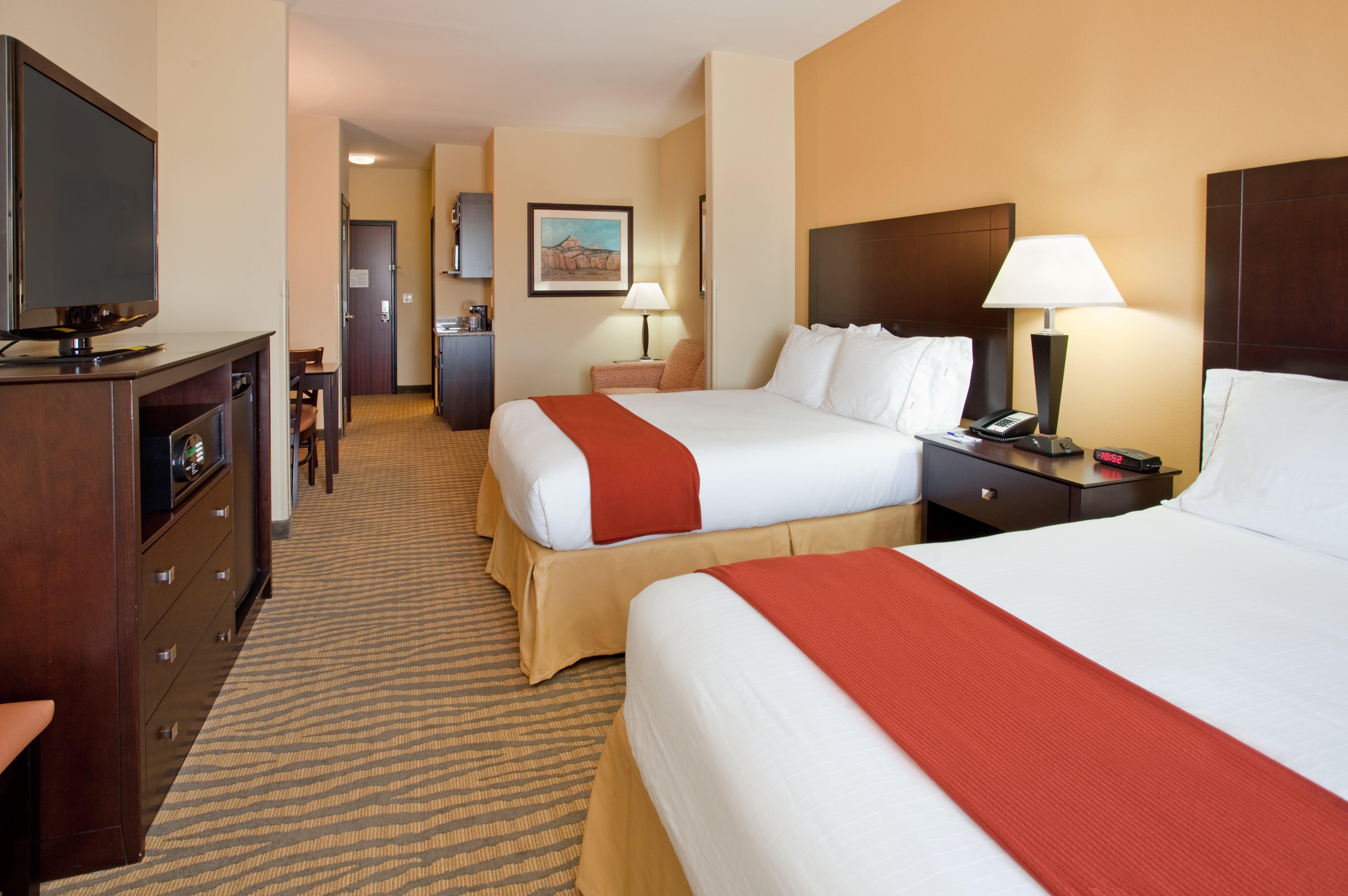Holiday Inn Express & Suites Gallup East By Ihg Экстерьер фото